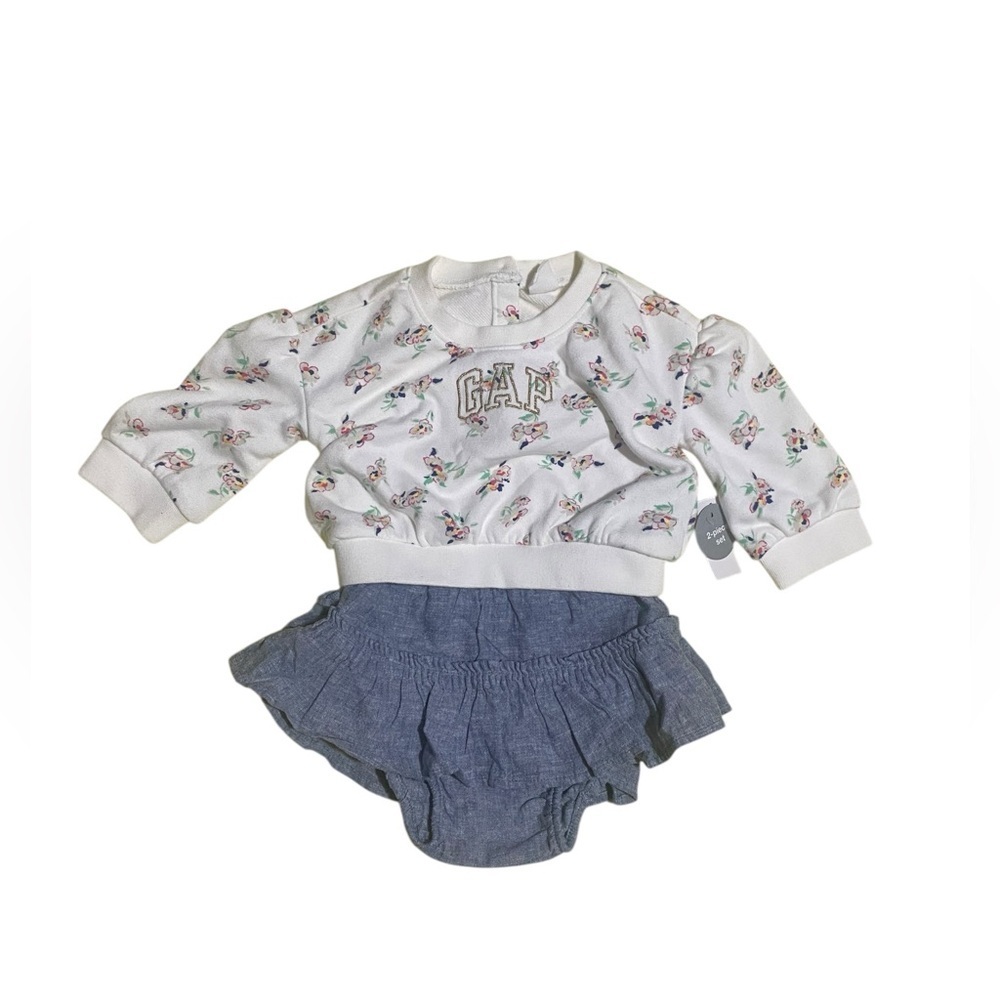 GAP White and Blue set baby girl 6- 12 months